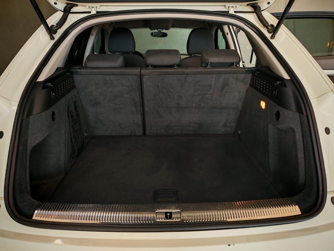 Audi Q3 2.0 TDI Business Plus