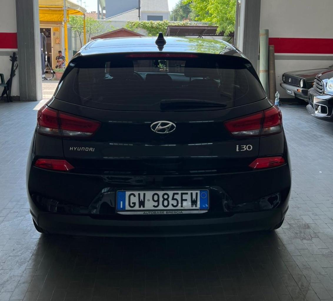 Hyundai i30 1.6 CRDi 110CV DCT 5 porte Style