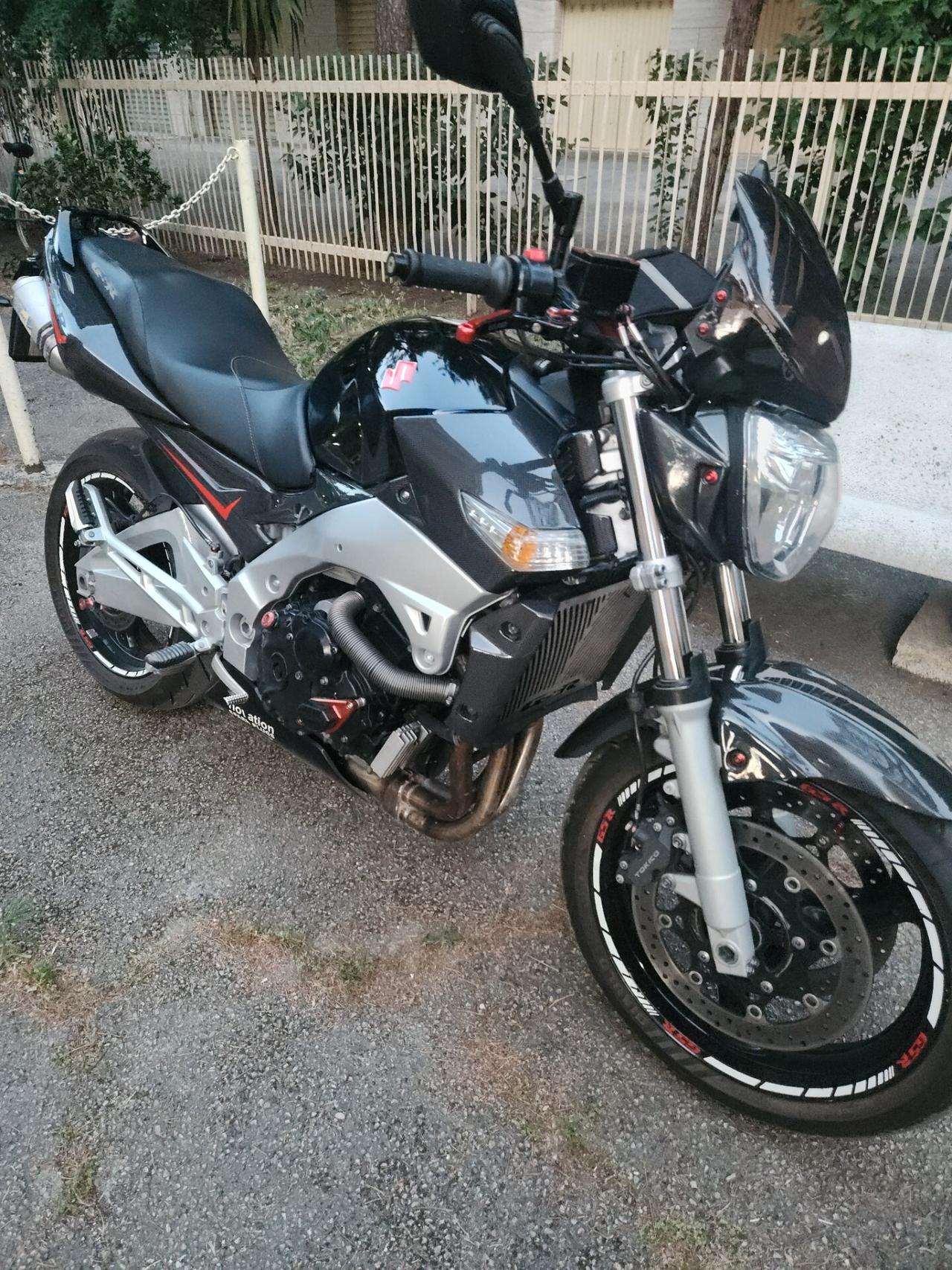 Suzuki GSX R 600