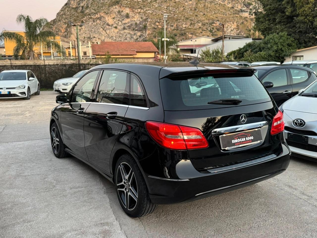 MERCEDES B180d SPORT