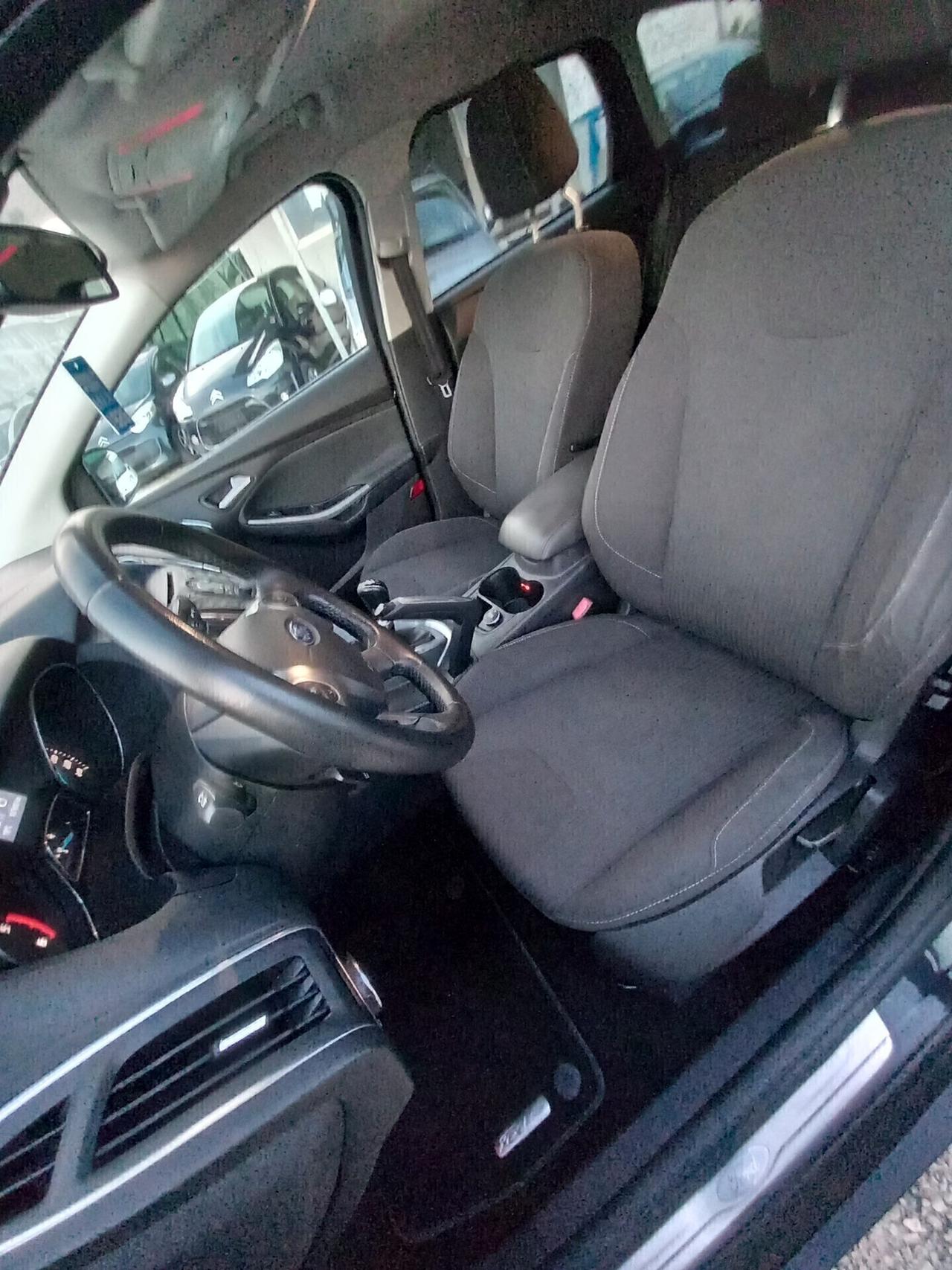 Ford Focus 1.6 TDCi 115 CV SW Titanium