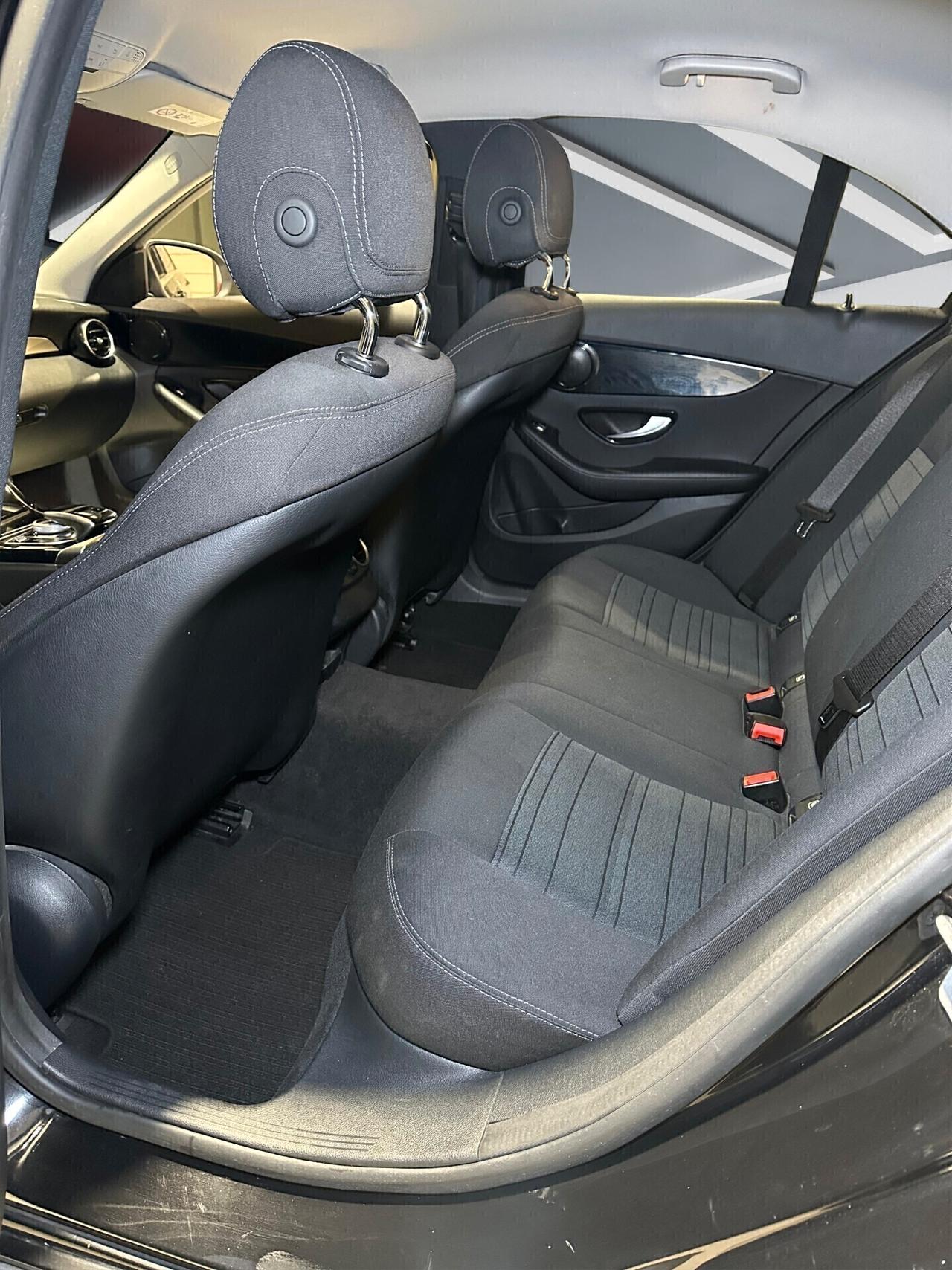 Mercedes-benz C 220 d Auto Premium 4MATIC