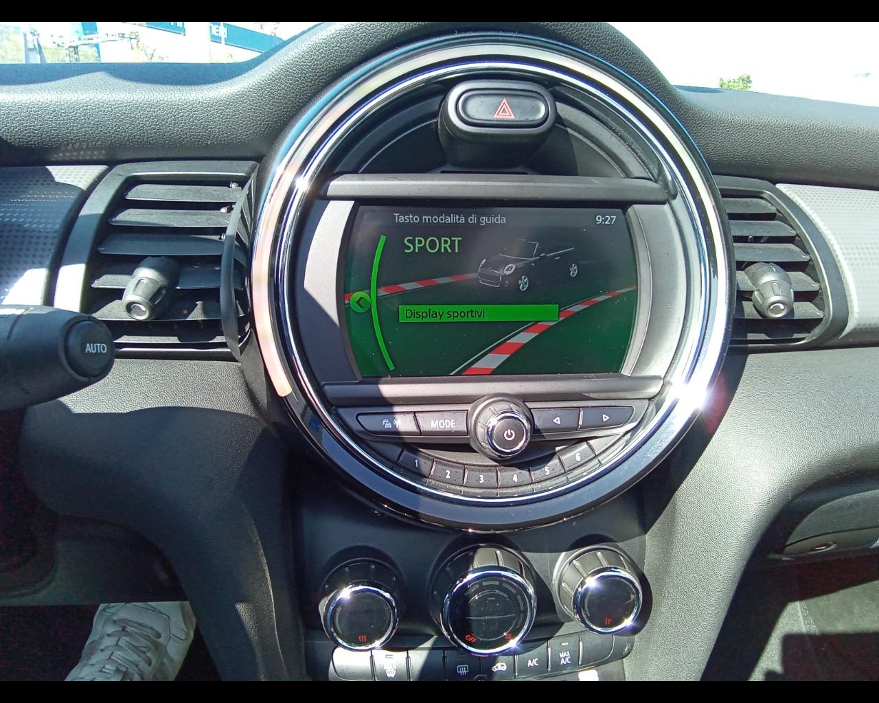 MINI Mini Cbr. (F57) - Mini 1.5 Cooper Hype Cabrio