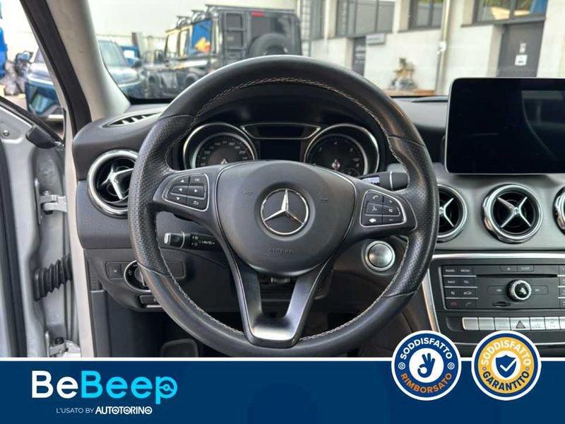 Mercedes-Benz GLA 200 D SPORT AUTO