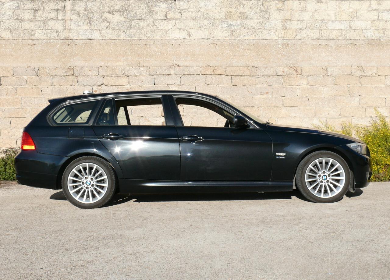 Bmw 320 xDrive Touring (M1403)