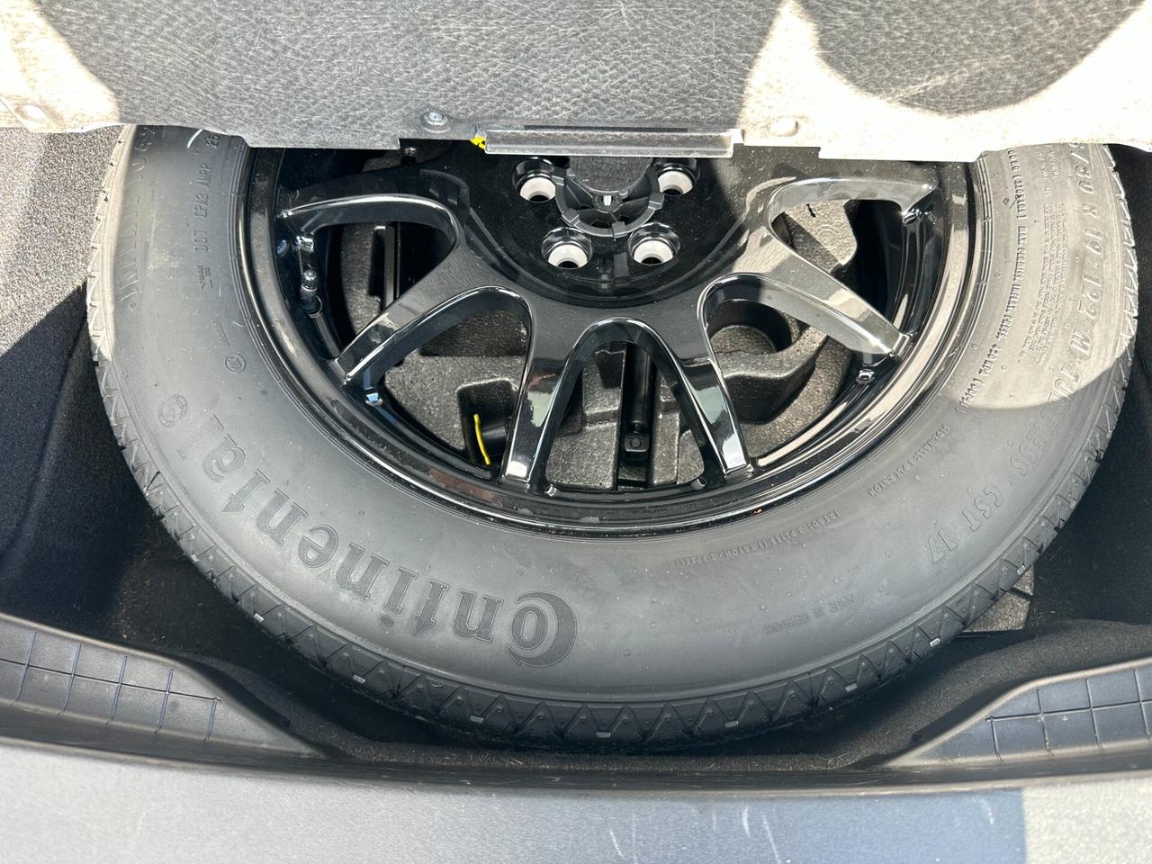 Land Rover Range Velar 2.0D I4 240 CV R-Dynamic HSE