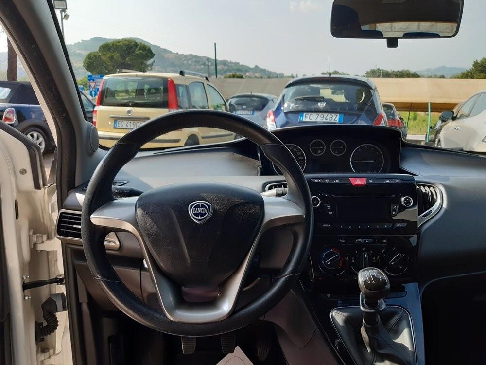 Lancia Ypsilon 1.2 GPL 69 CV 5 porte Elle NEO PATENTATI