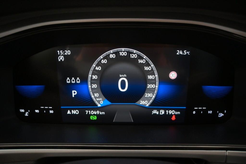 VOLKSWAGEN T-ROC 2.0 TDI 150CV DSG SCR LIFE ( FARI LED - DIGITAL COCKPIT - ADAPTIVE CRUISE - NAVI - APP CONNECT - PARK ASSIST - TETTO BICOLORE )