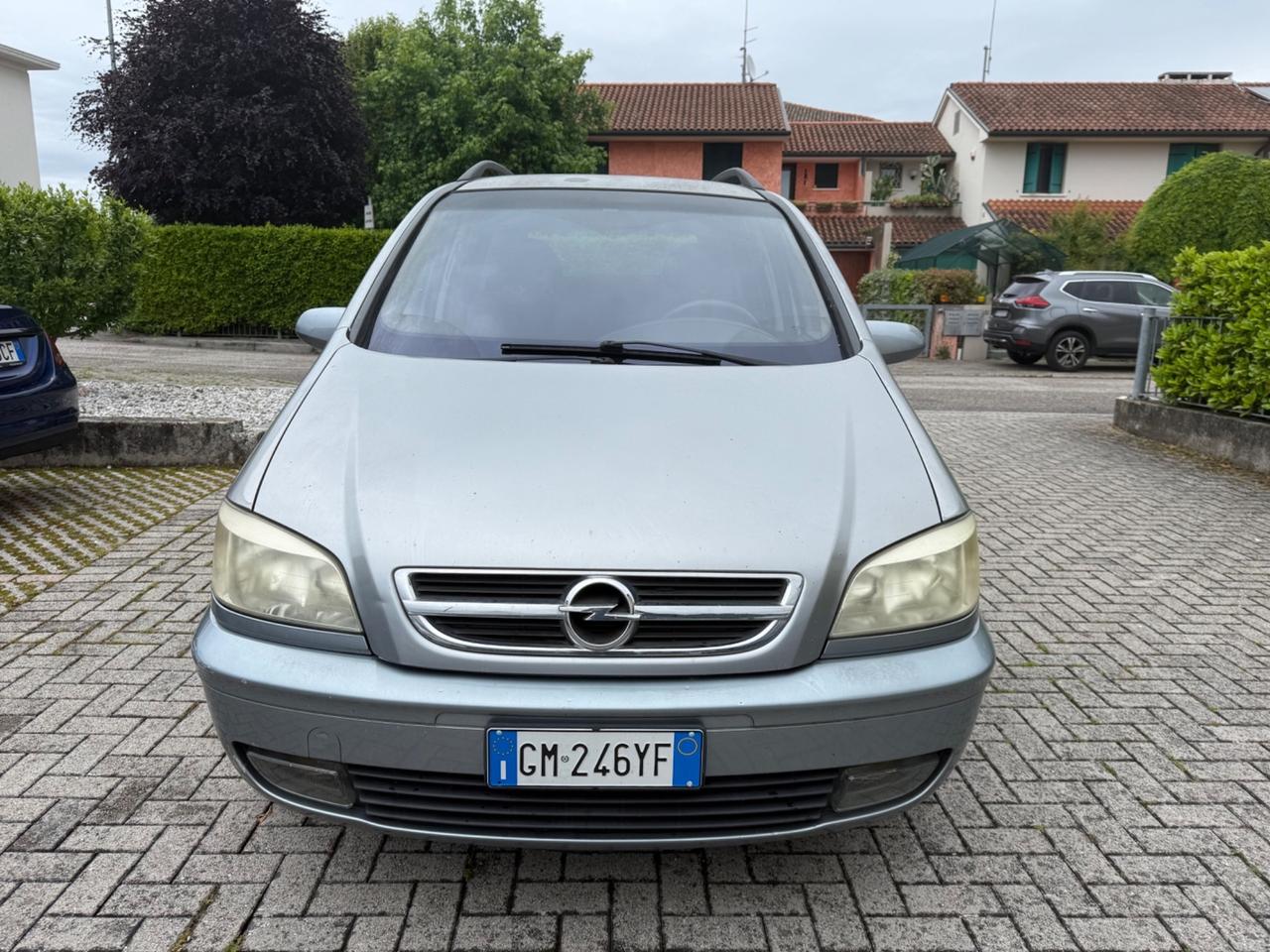 Opel Zafira 7 POSTI