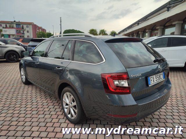 SKODA Octavia 1.5 DSG Wagon Ambition G-Tec