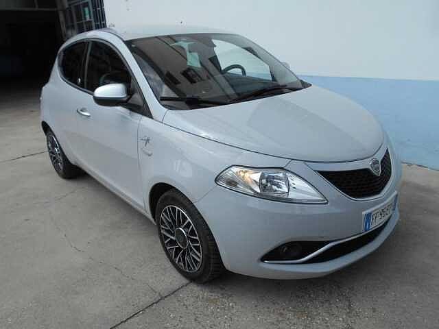 Lancia Ypsilon 1.2 69 cv 5p GPL Ecochic Mya Finanziato