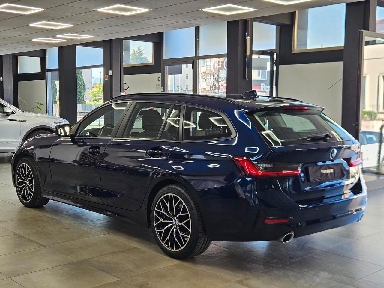BMW 320 d Touring mhev 48V auto - TAGLIANDI BMW - IVA ESPOSTA