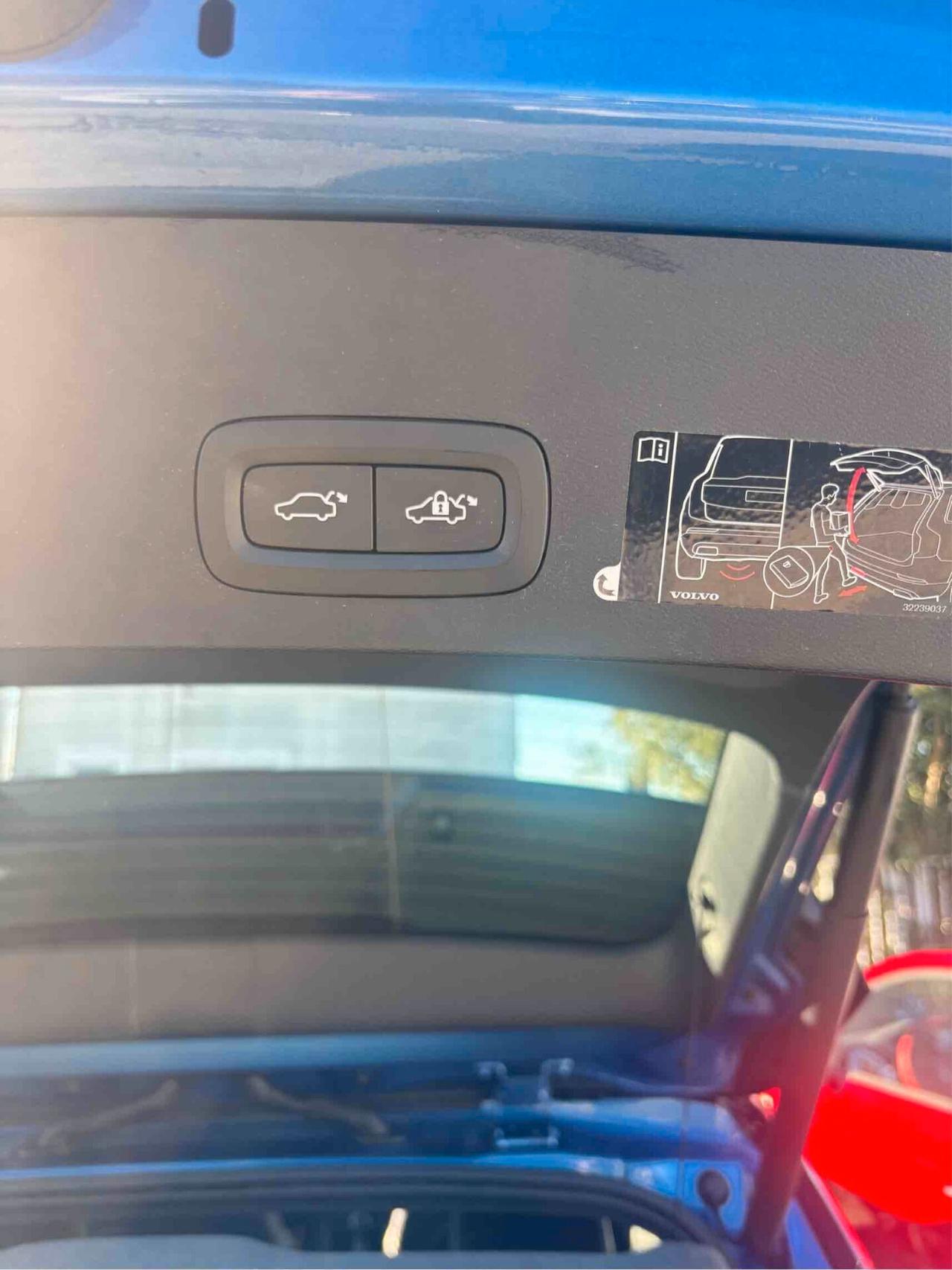 Volvo XC40 T3 R-design