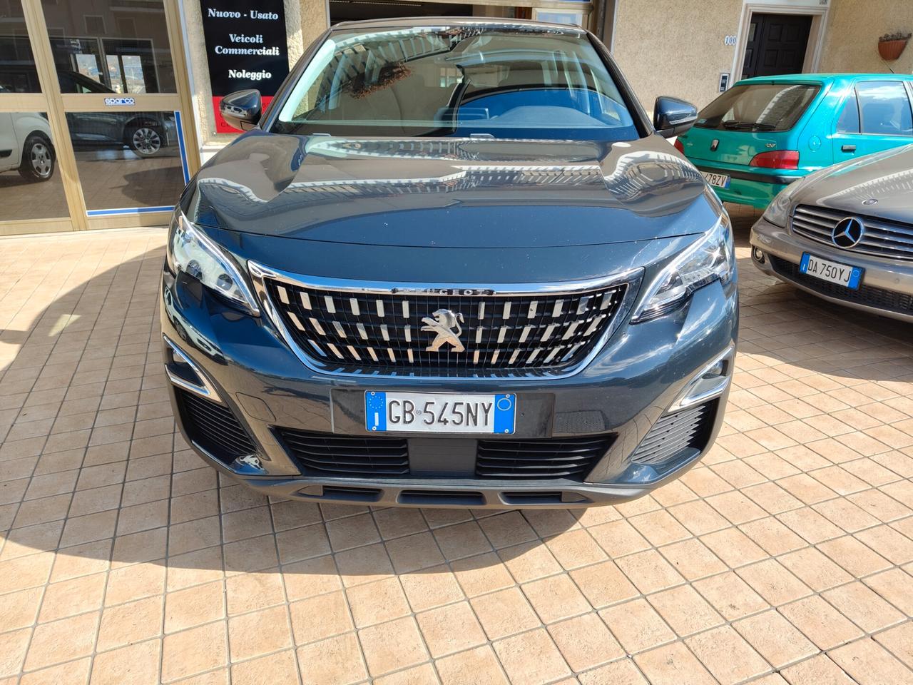 Peugeot 3008 BlueHDi 130 S&S EAT8 Business