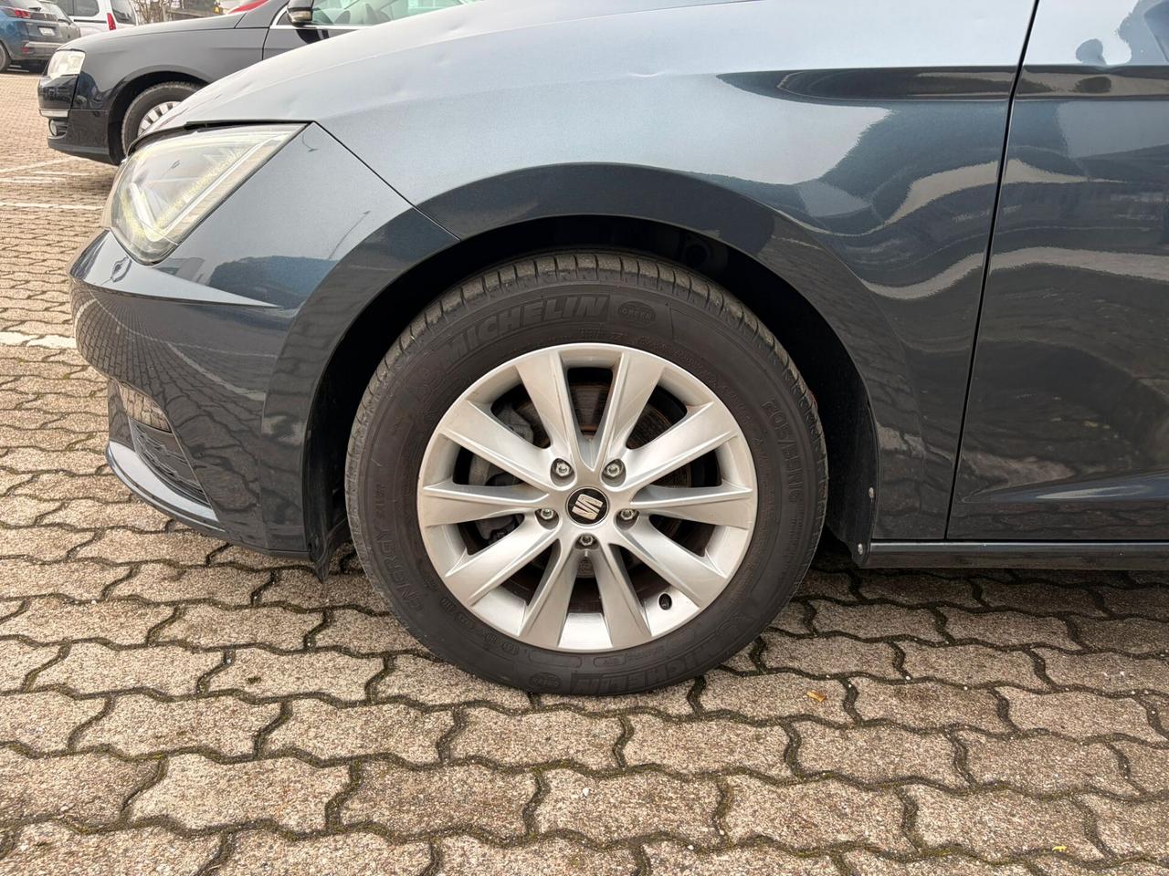 SEAT Leon ST 1.6 tdi 115cv my19 GRANDINATA