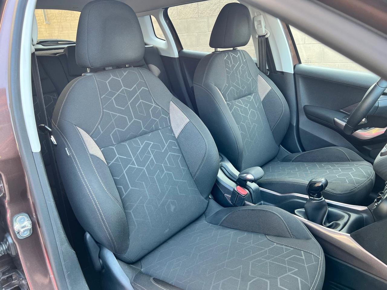Peugeot 2008 1.4 hdi 8v Active 68cv TELPDC/CLIMA OK NEOPATEN.