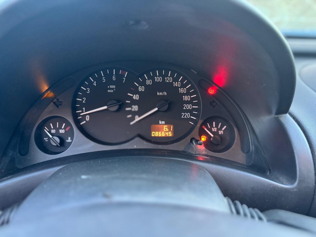 Opel Corsa 1.0 12V 5 porte 85.000Km