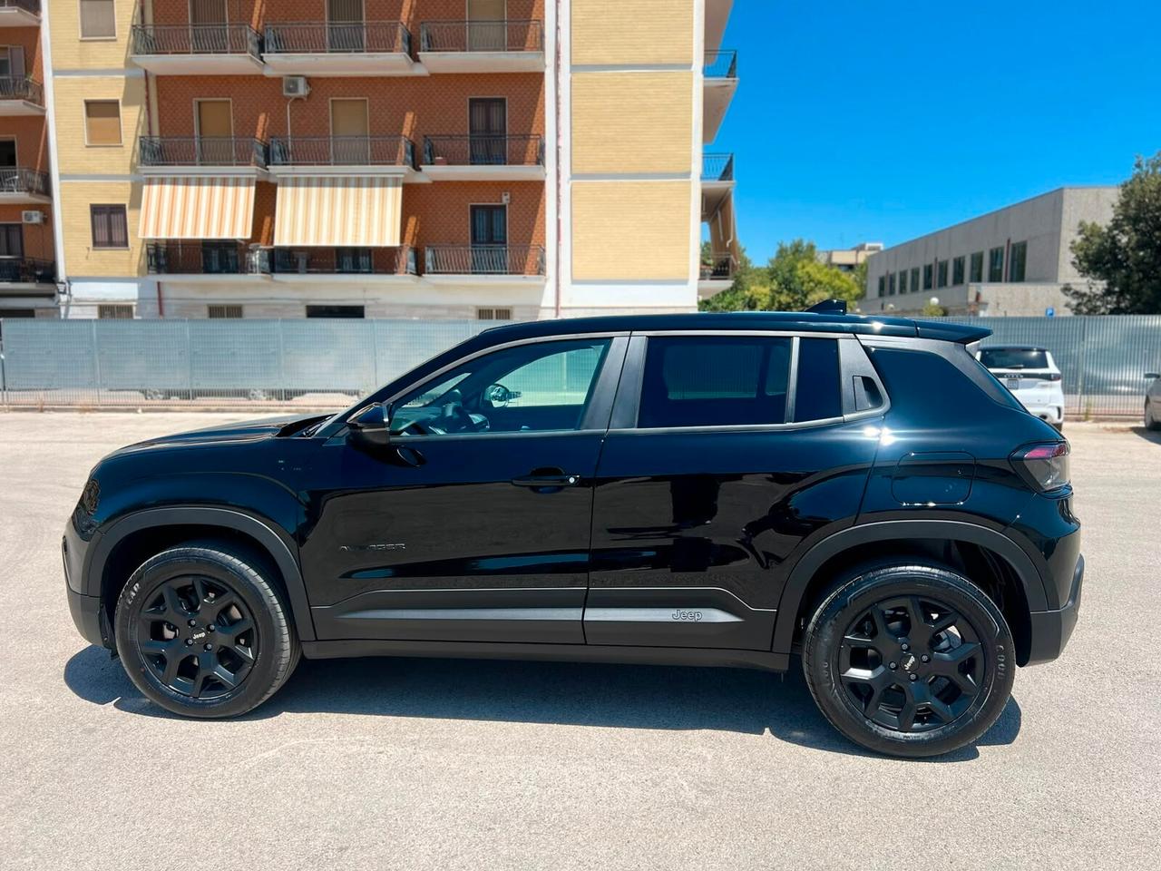Jeep Avenger 1.2 Turbo 110 CV e-Hybrid Altitude