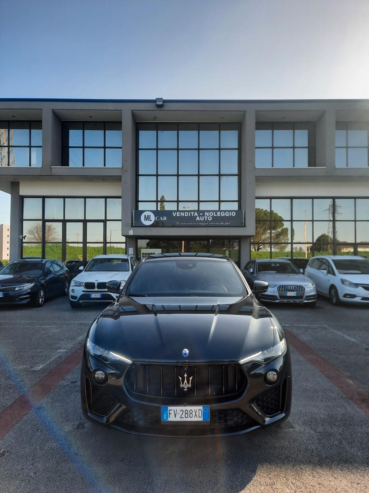 Maserati Levante V6 Diesel Q4 AWD Granlusso IVA DETRAIBILE