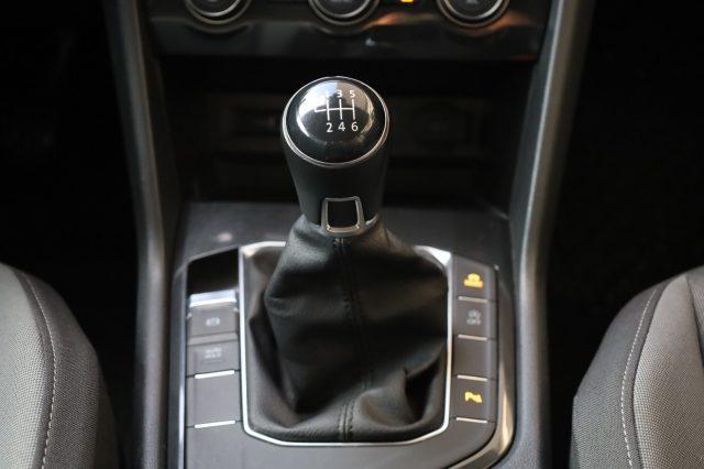 VOLKSWAGEN Tiguan 2.0 TDI Sport R-LINE 19" Full LED ACC Radar