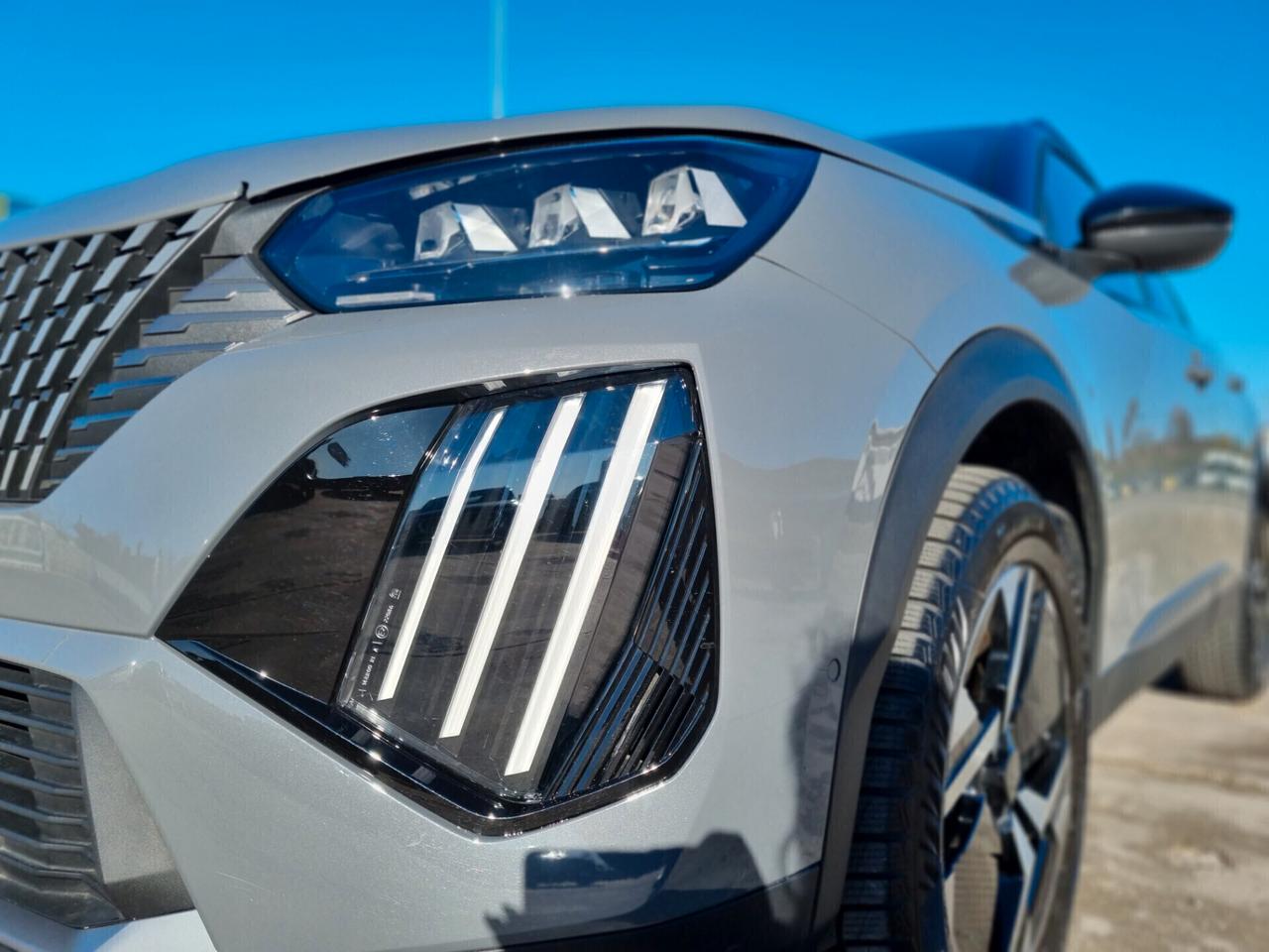 Peugeot 2008 PureTech 130 S&S EAT8 GT