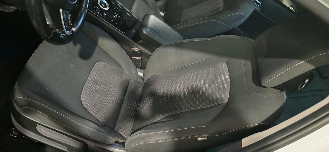 Kia Sportage 1.6 CRDi MHEV DCT Style