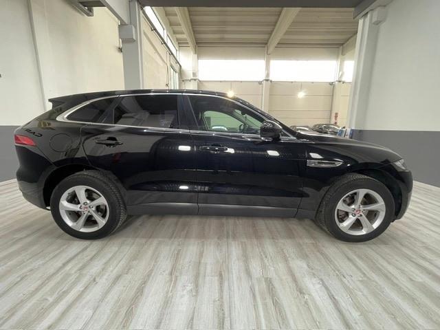 Jaguar F-Pace 2.0 D 180 CV AWD aut. Prestige