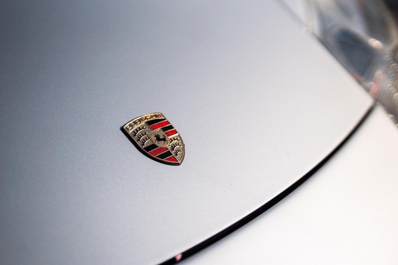 Porsche 911 Carrera cat Coupé