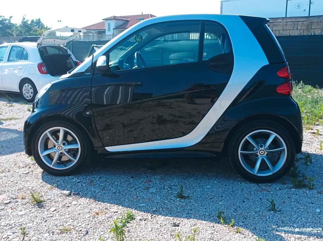 Smart ForTwo 800 40 kW coupé passion cdi