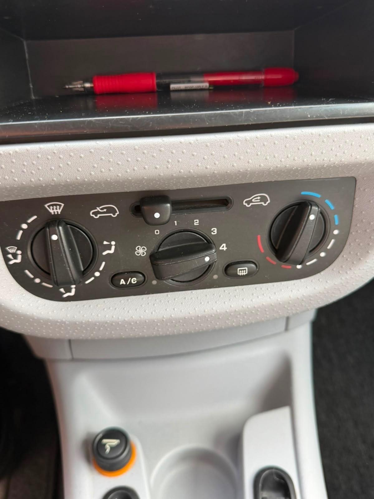 CITROEN C 3 1.1 BENZINA KM 153000 X NEOPATENTATI
