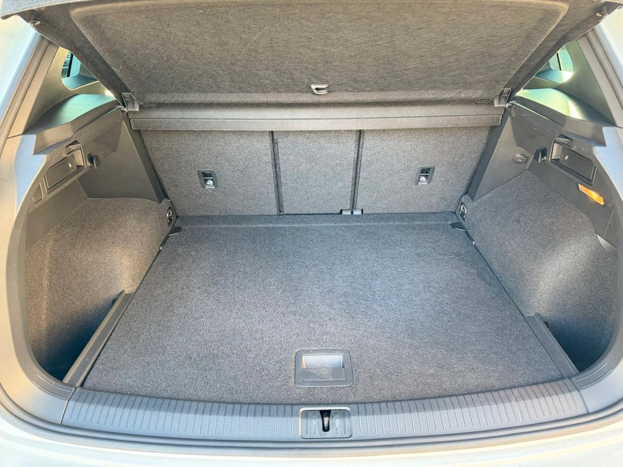 Volkswagen Tiguan 2.0 TDI SCR DSG R LINE