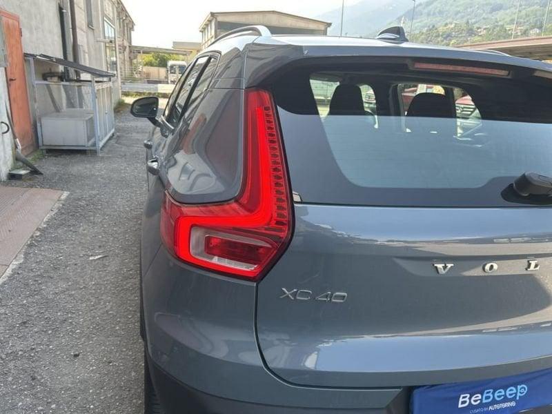 Volvo XC40 2.0 D3 MOMENTUM PRO AUTO MY21