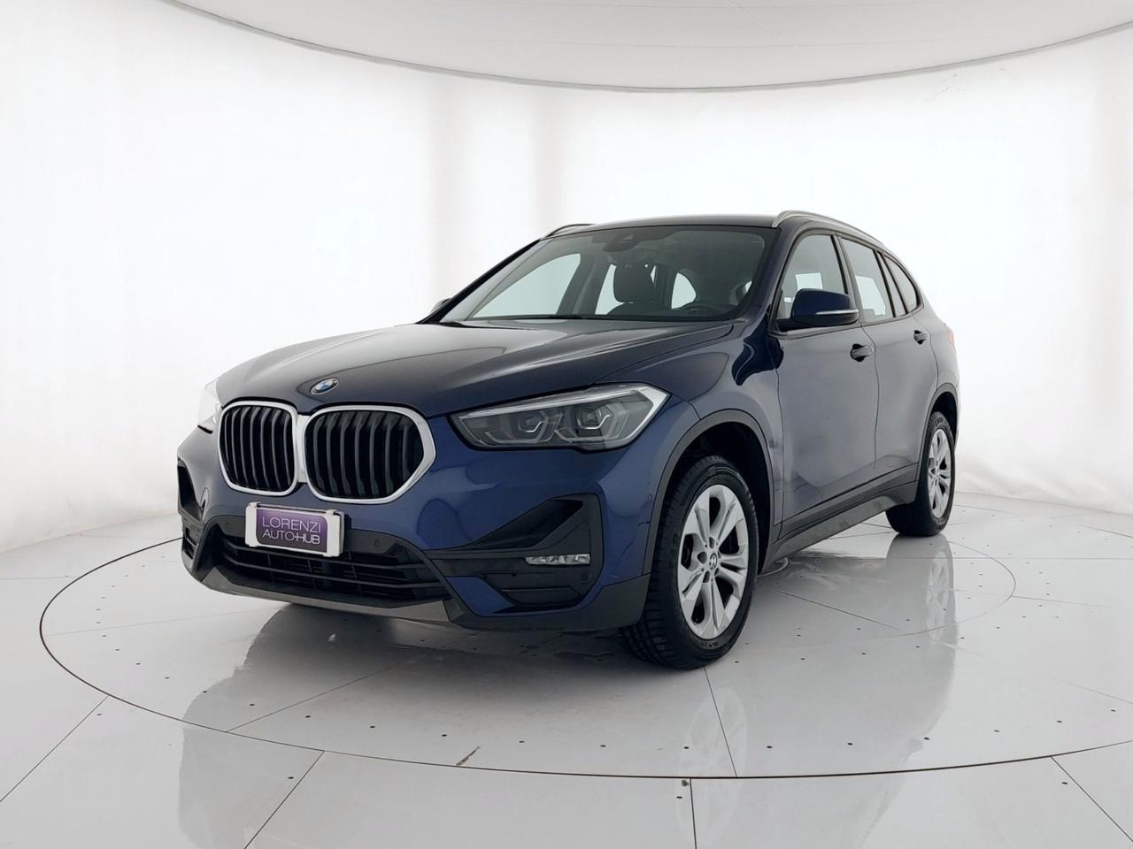 BMW X1 sdrive 18d Business Advantage auto FULL LED+ACC+APPLE CARPLAY