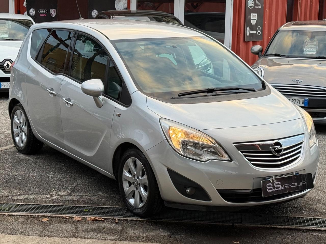 Meriva 1.3 95 cv : Cosmo/unipro/rate/garanzia
