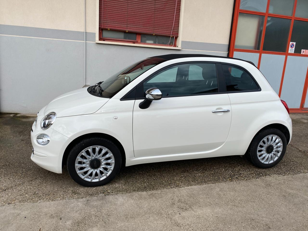 Fiat 500 C 1.0 Hybrid Dolcevita - KM 28.000