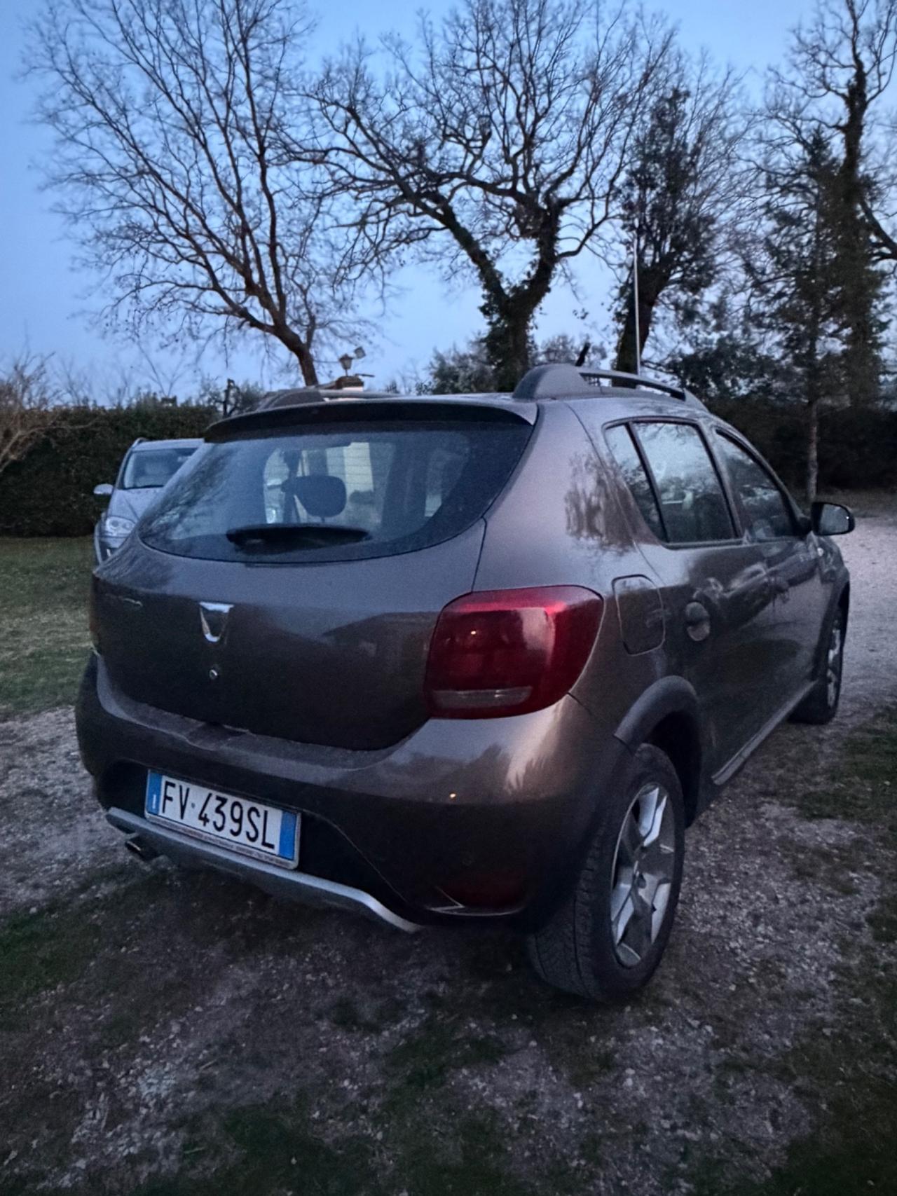 Dacia Sandero Stepway 0.9 TCe Turbo GPL 90 CV S&S Techroad