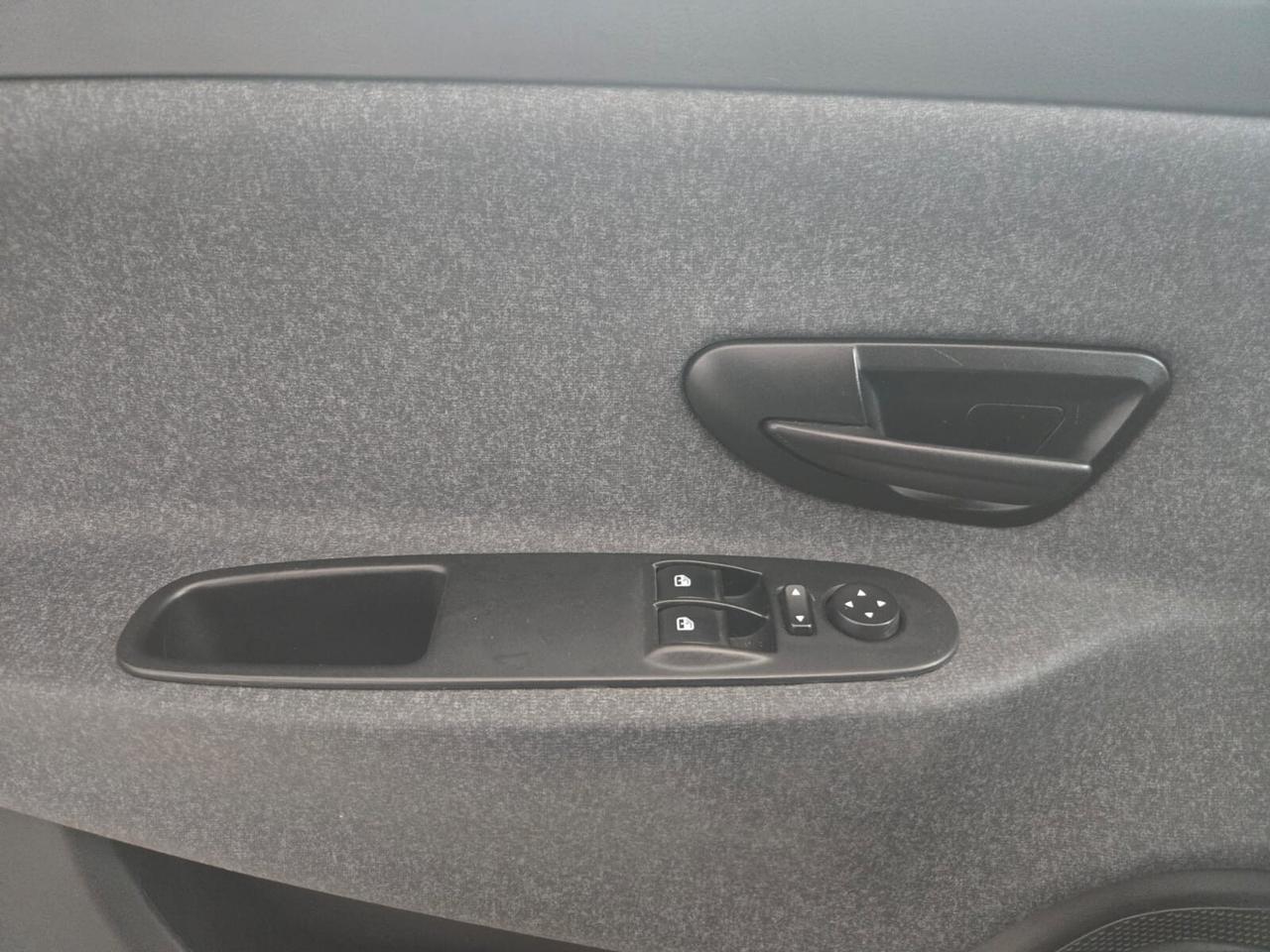 Lancia Ypsilon 1.2 69 CV 5 porte S&S Gold