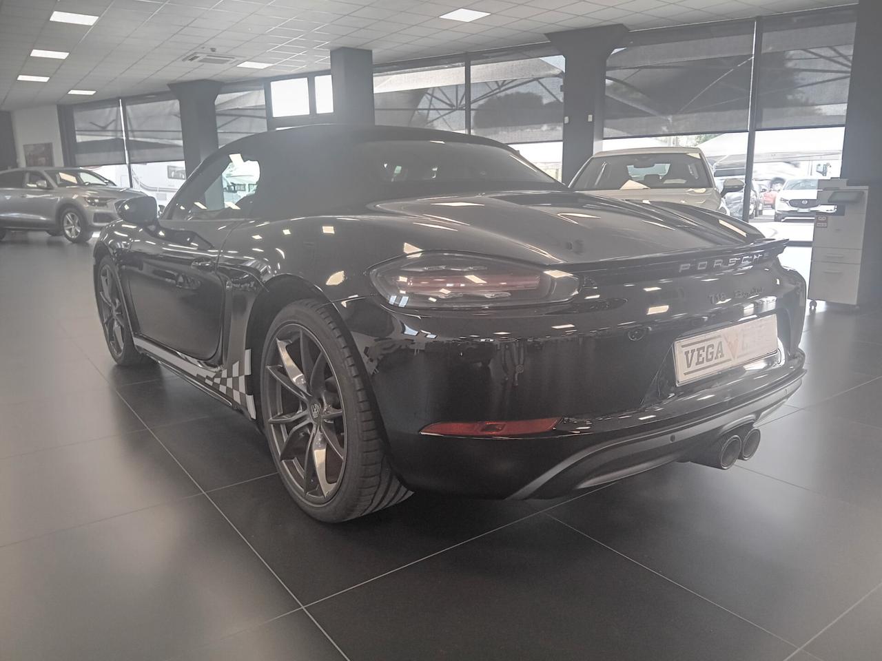 Porsche 718 Spyder Boxster 2.0