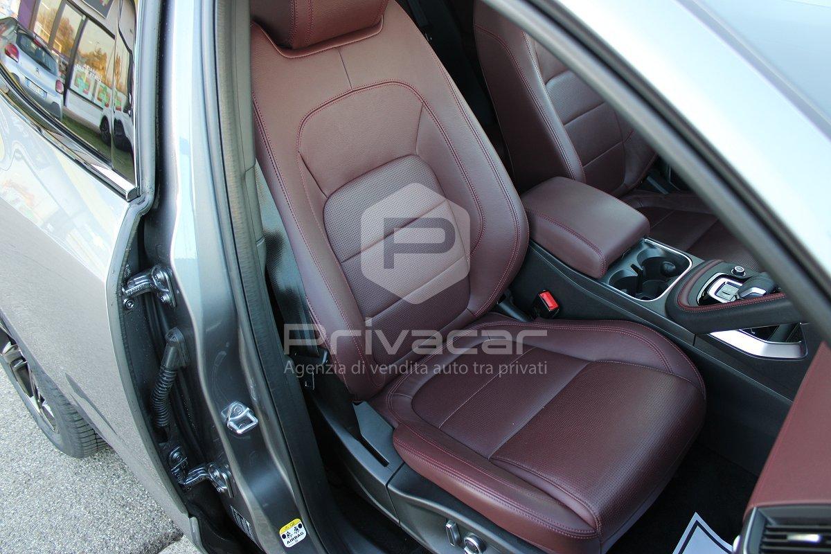 JAGUAR E-Pace 2.0D I4 163 CV AWD Auto R-Dynamic SE