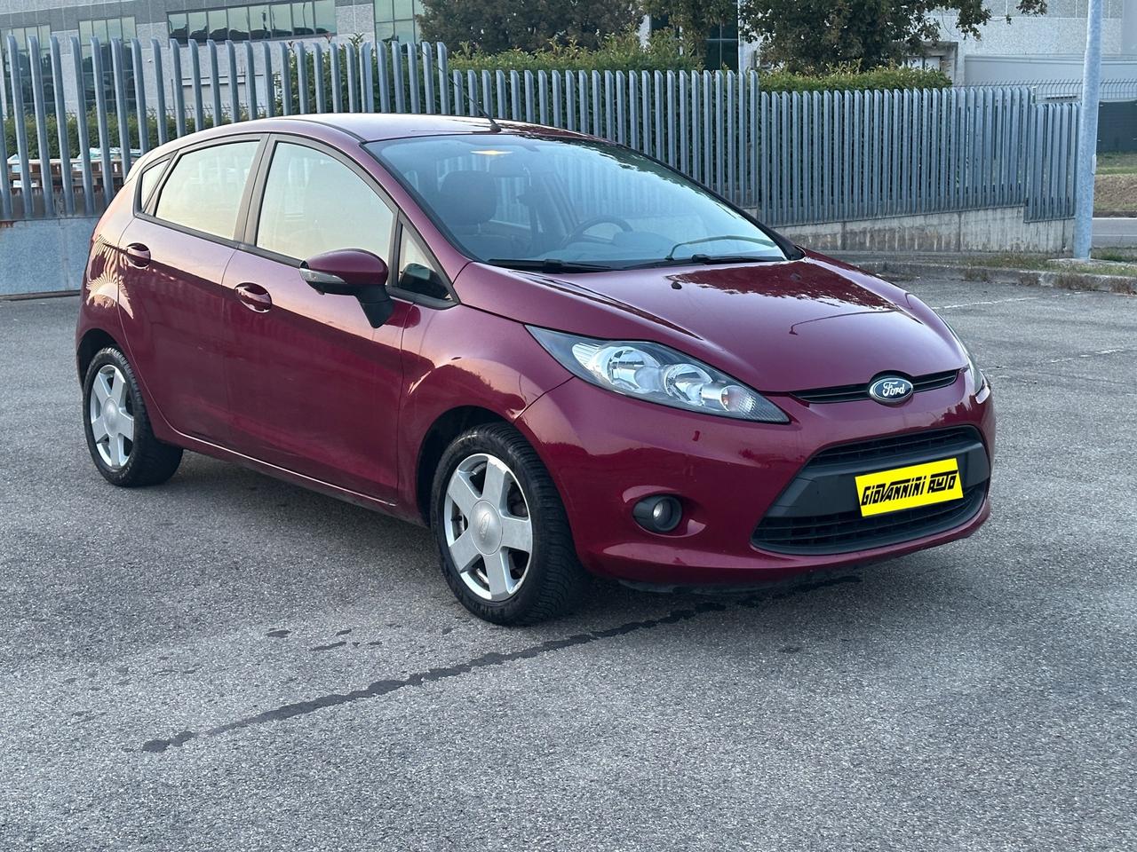 Ford Fiesta 1.4 5 porte Bz.- GPL Titanium