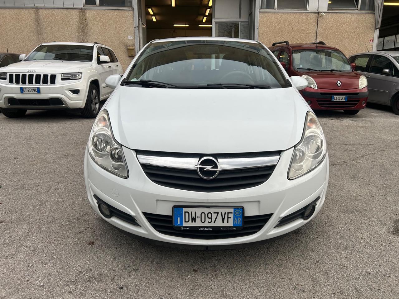 Opel Corsa 1.2 5 porte Cosmo