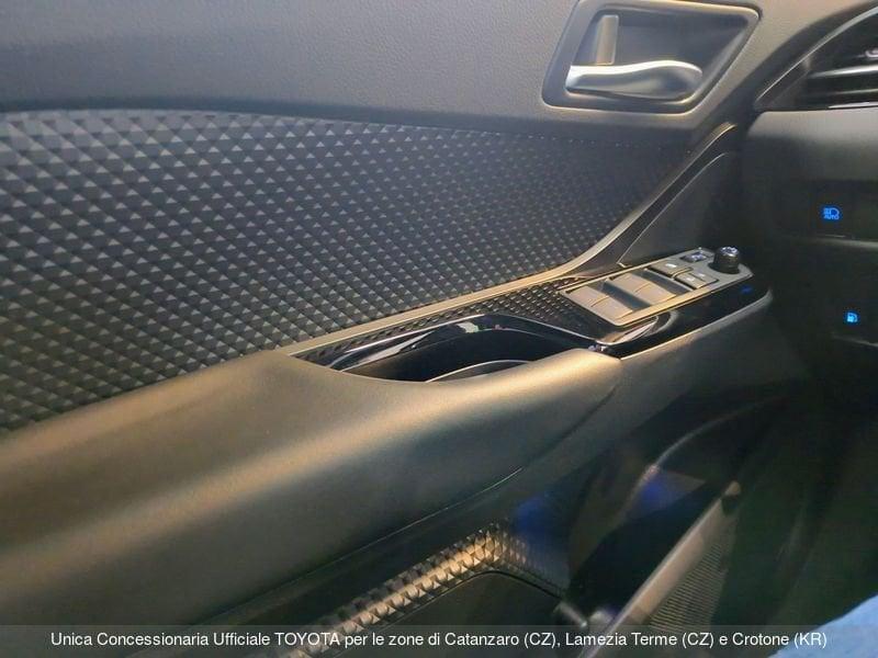 Toyota C-HR C-HR 1.8 Hybrid E-CVT Trend