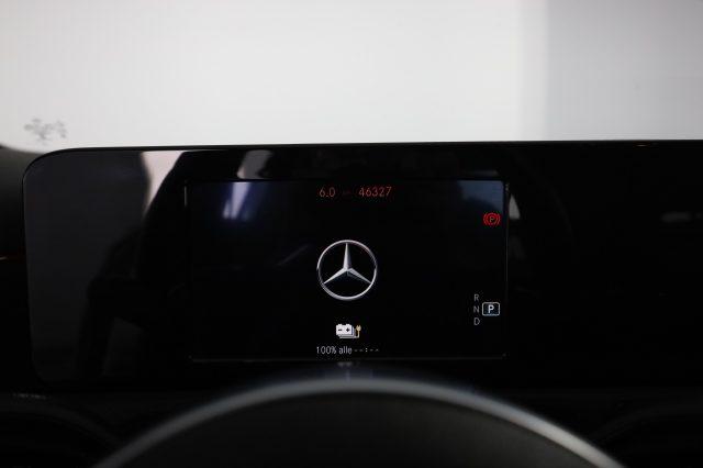 MERCEDES-BENZ A 250 A 250 e EQ-POWER Automatic PREMIUM
