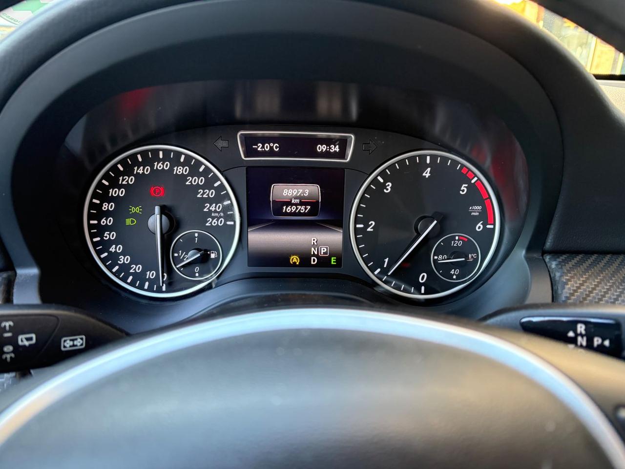 Mercedes-Benz GLA 180 CDI GLA- #8515