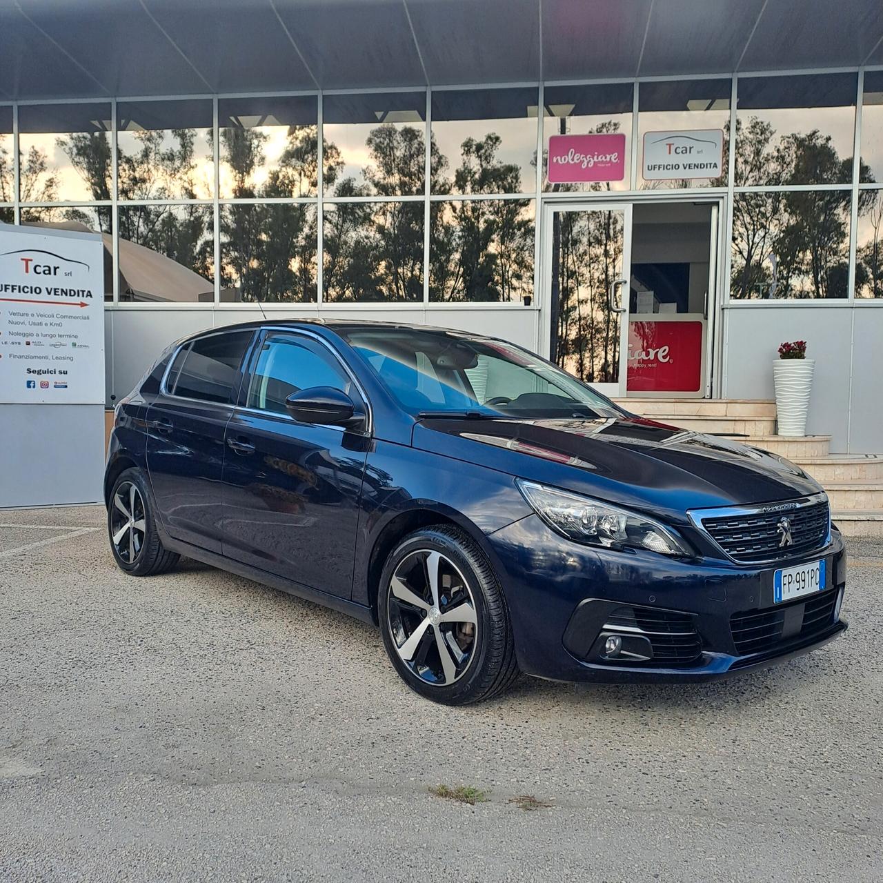 Peugeot 308 1.5 Bluehdi 130cv Allure