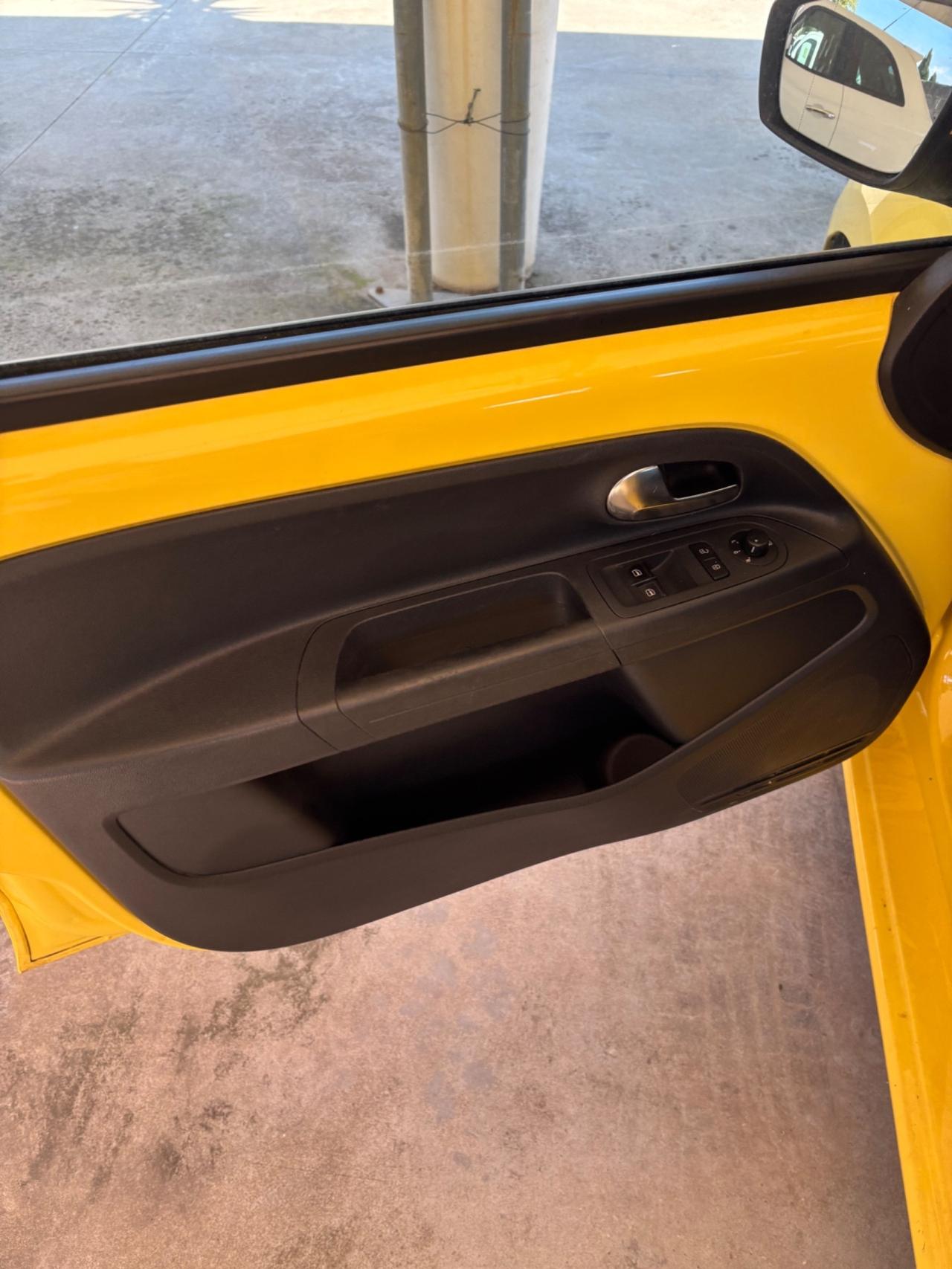 Seat Mii 1.0 68 CV 5 porte Chic Ecofuel neo patentati