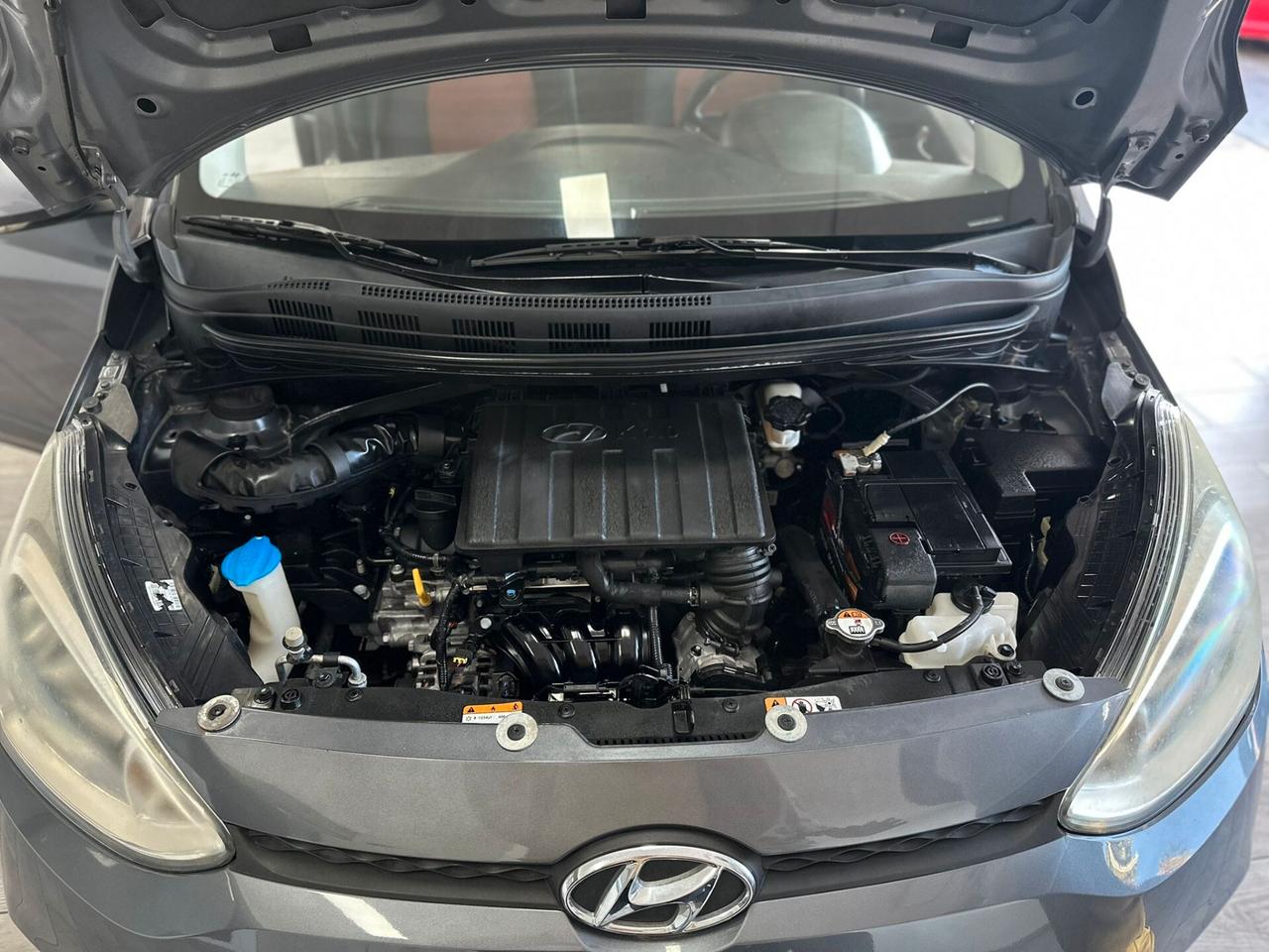 Hyundai i10 1.0 MPI Sound Edition A/T