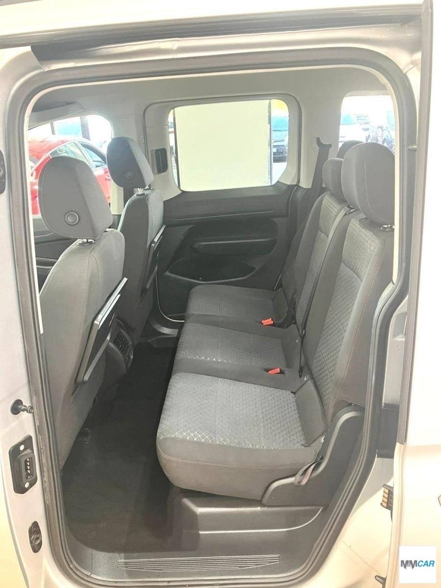 FORD - Tourneo Connect - Gr. 2.0 EBl 122CV Titan.