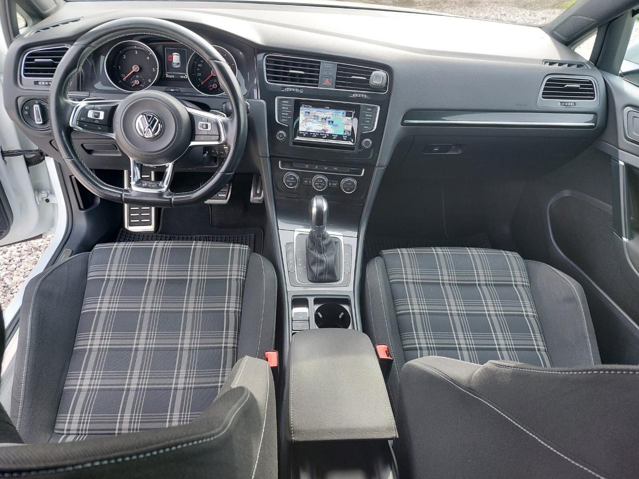 Volkswagen Golf 7 GTD 2.0 TDI DSG 5p. BlueMotion 184cv