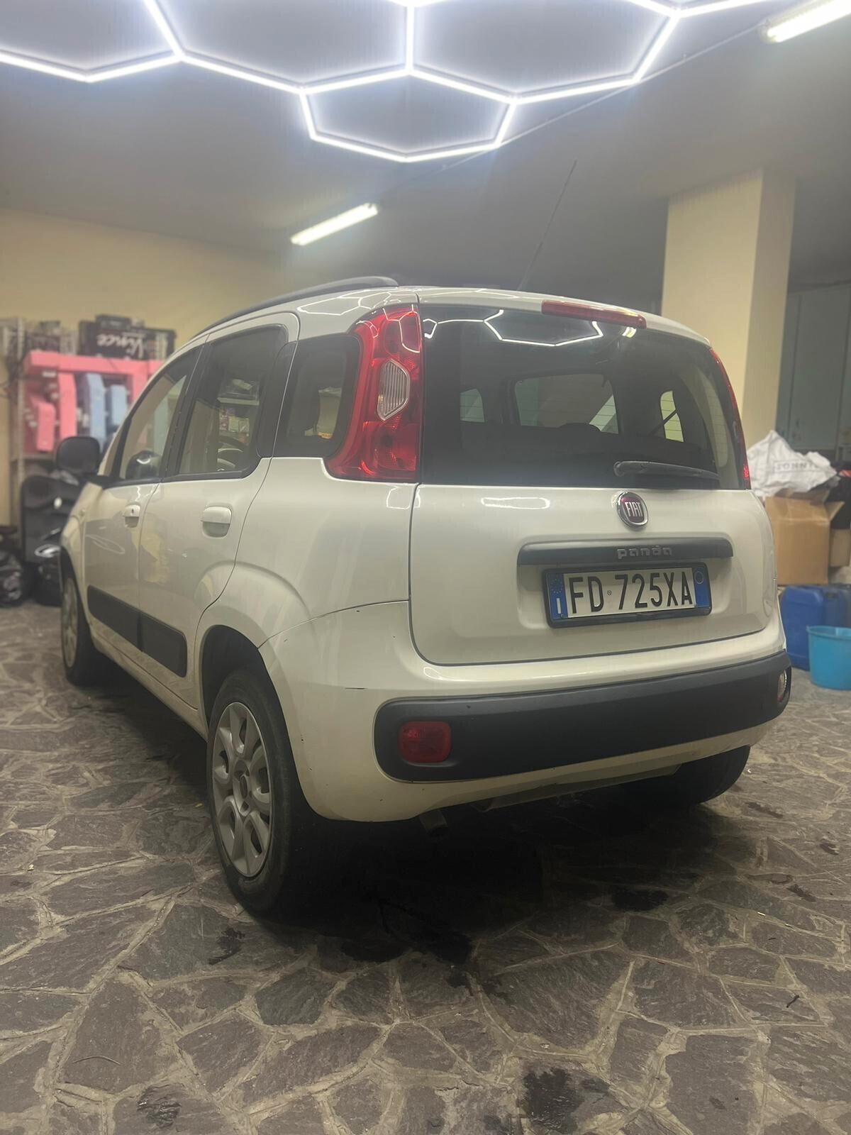 Fiat Panda 0.9 TwinAir Turbo Natural Power Lounge